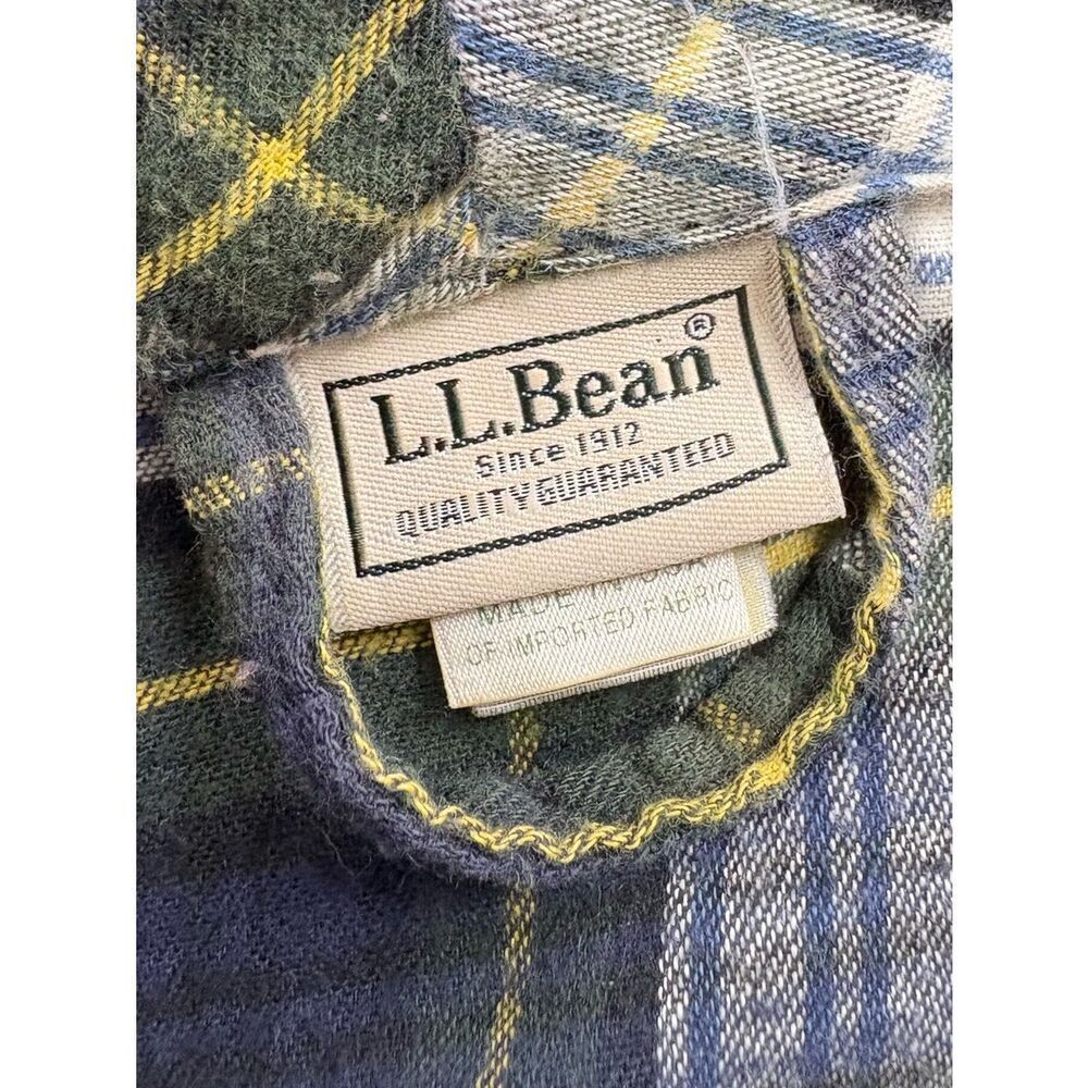 L.L. Bean Flannel Robe Large - Picture 3 of 13